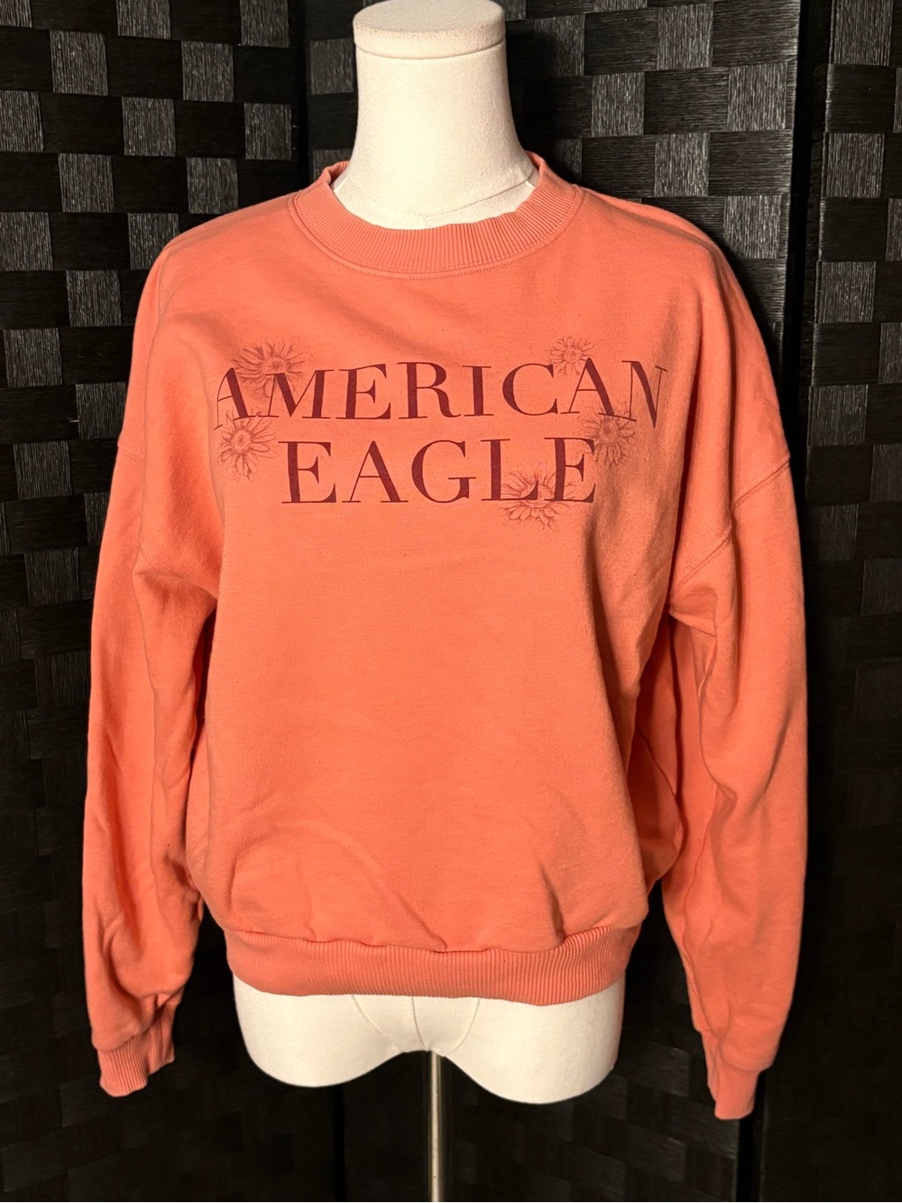 American Eagle Outfitters Coral Crewneck Sweatshirt with Floral Logo
